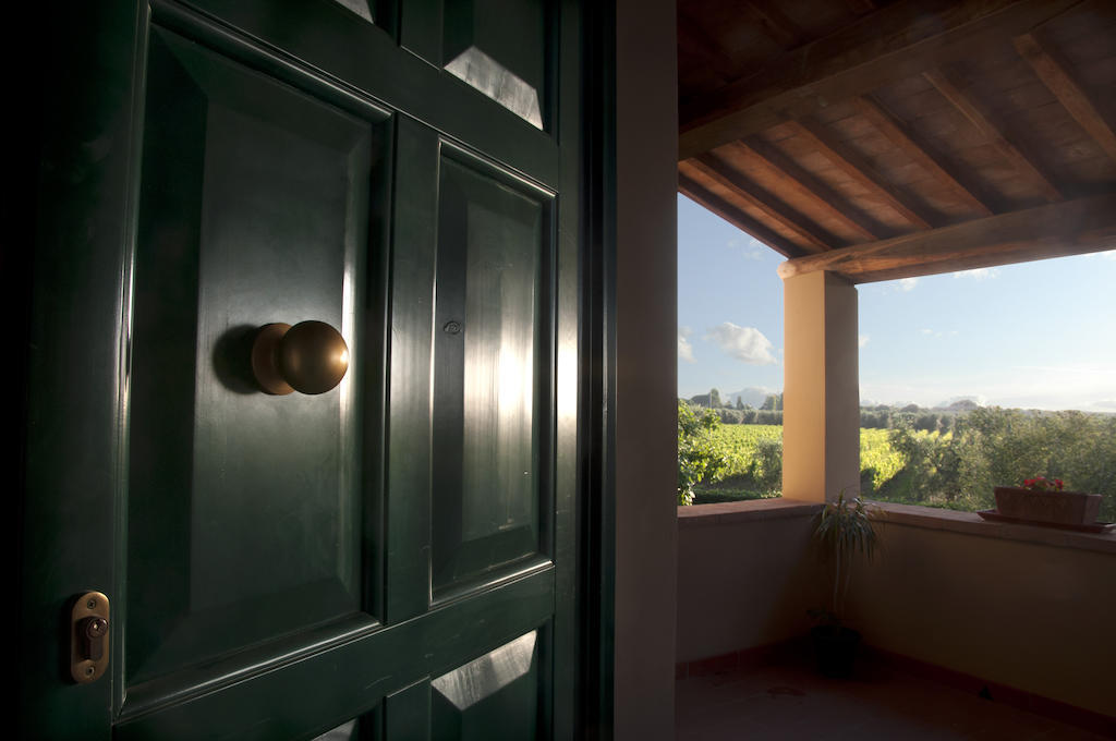 Agriturismo Quattro Pini Кастането Кардучи Екстериор снимка
